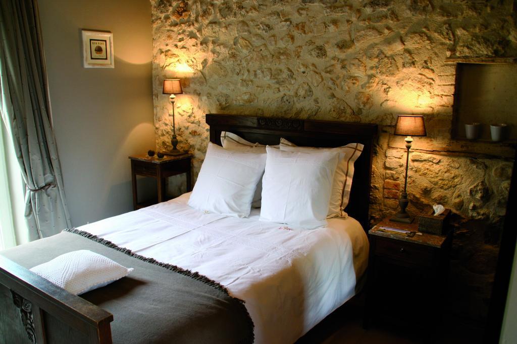 Moulin Mariman Bed & Breakfast Allan Стая снимка